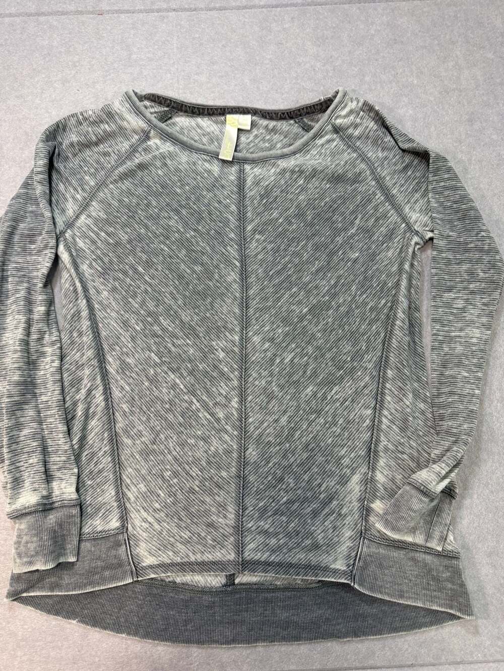 Green Tea Women's Gray Acid Wash Long Sleeve Pullover Sweatshirt Size S